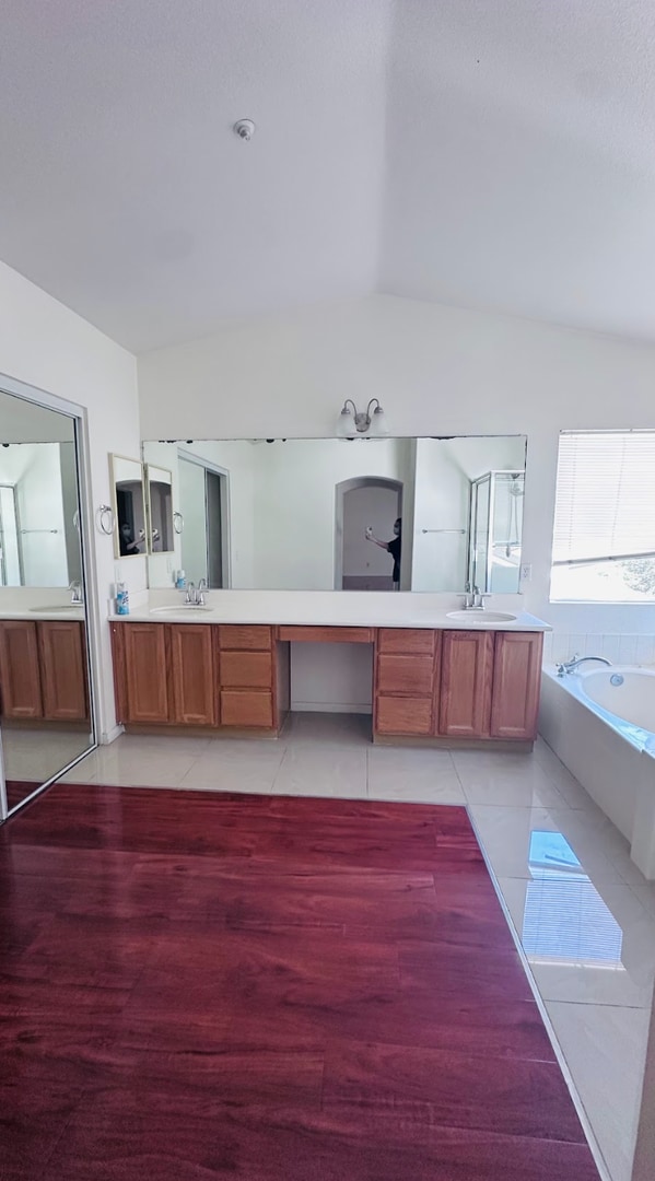 Building Photo - Spacious 4-Bedroom Home With 3-Car Garage ...