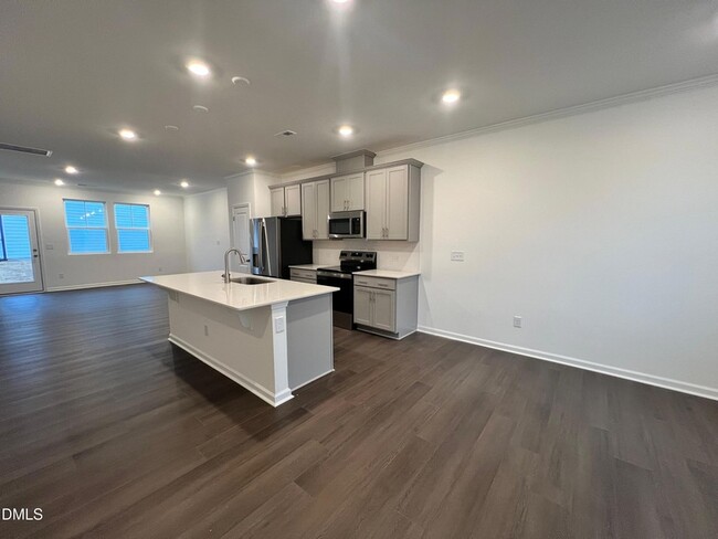 Building Photo - 2305 Oakwood Mdws Ct