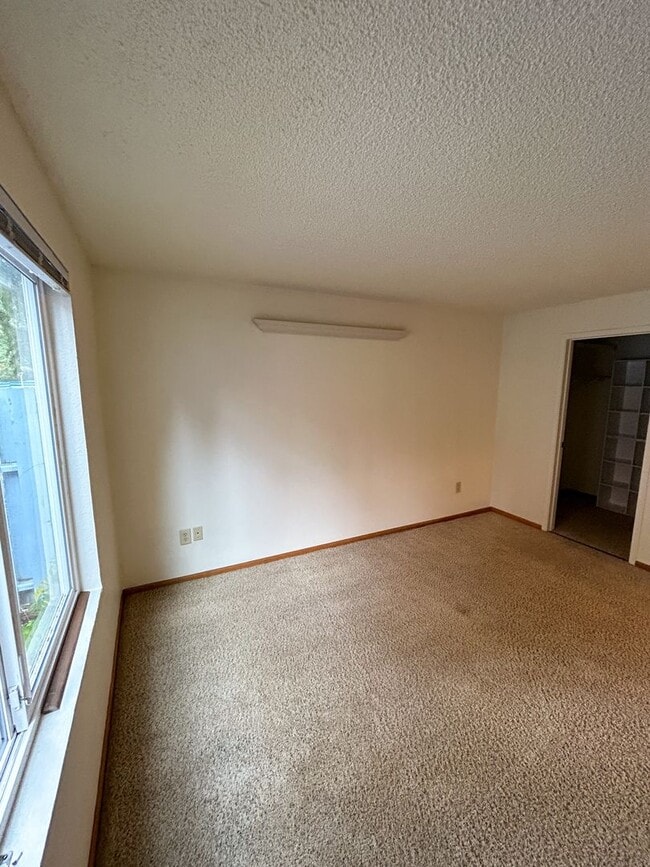 Building Photo - Renton Highlands 1 Bed 1 Bath Condo for Lease!