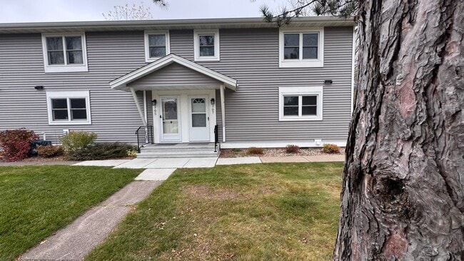 Primary Photo - 707 Bong Blvd