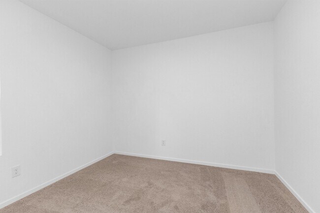 Building Photo - 3038 Mallorca Dr