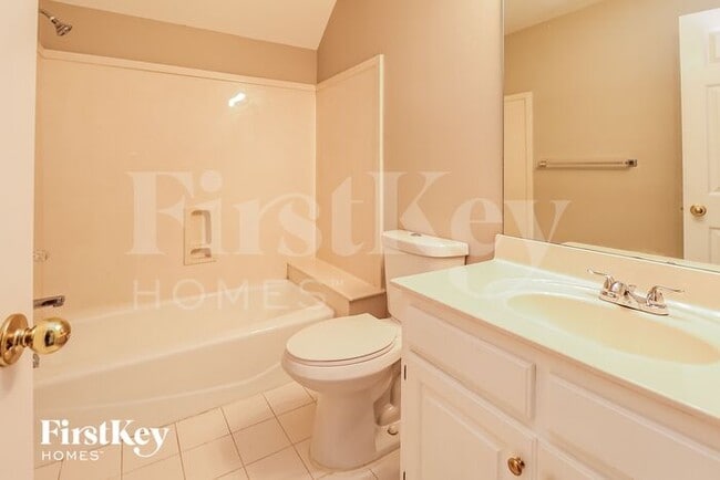 Building Photo - 849 Crest Cove