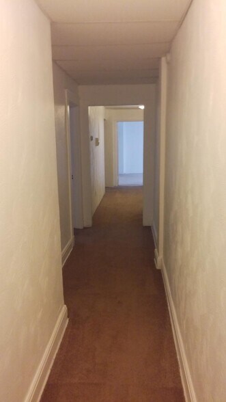 Building Photo - 218 N Craig St