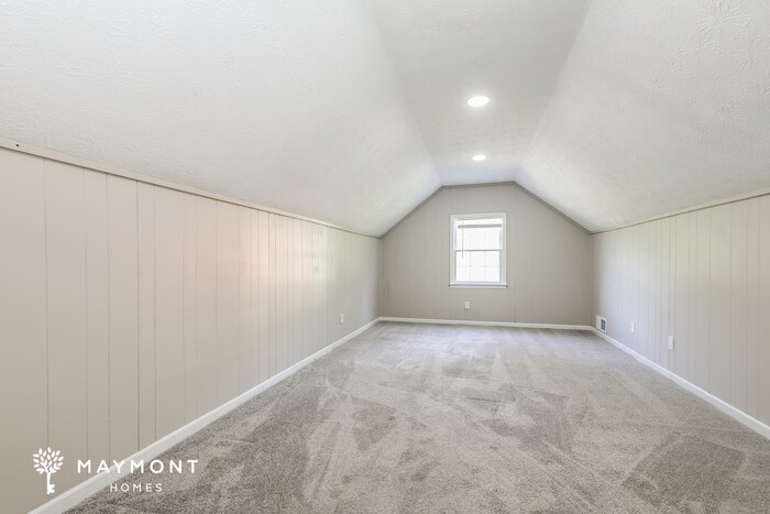 Building Photo - 535 Westbridge Dr