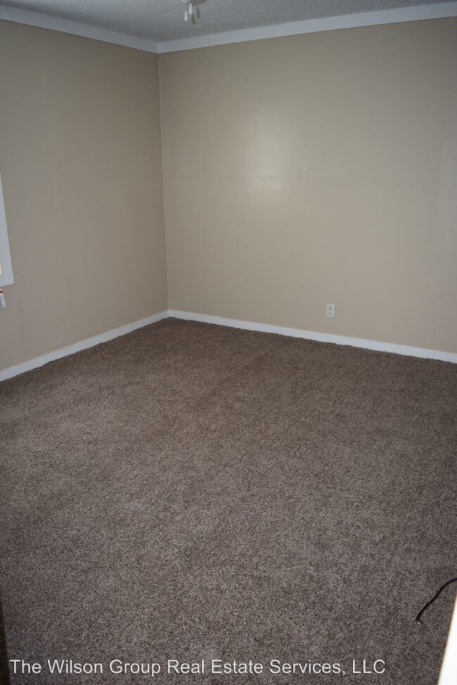 Building Photo - 722 Lena St