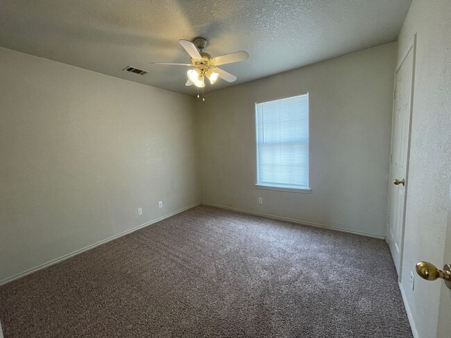Building Photo - 4406 Hondo Dr