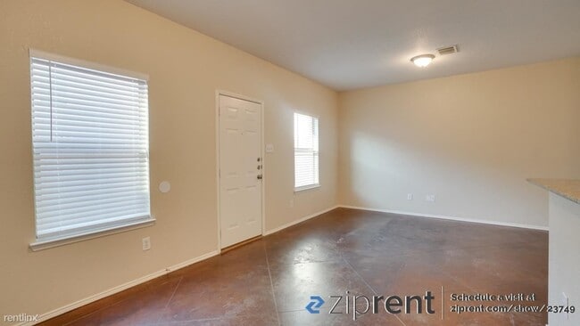 Building Photo - 3 br, 2 bath Townhome - 2340 Aldergate Dr,...