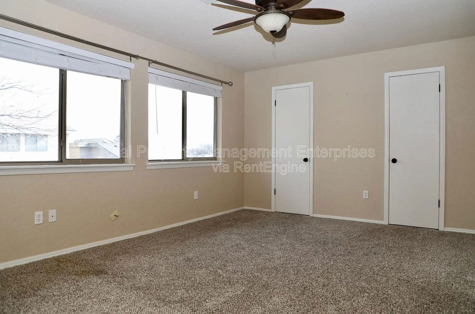 Building Photo - 5805 Hefner Village Ct