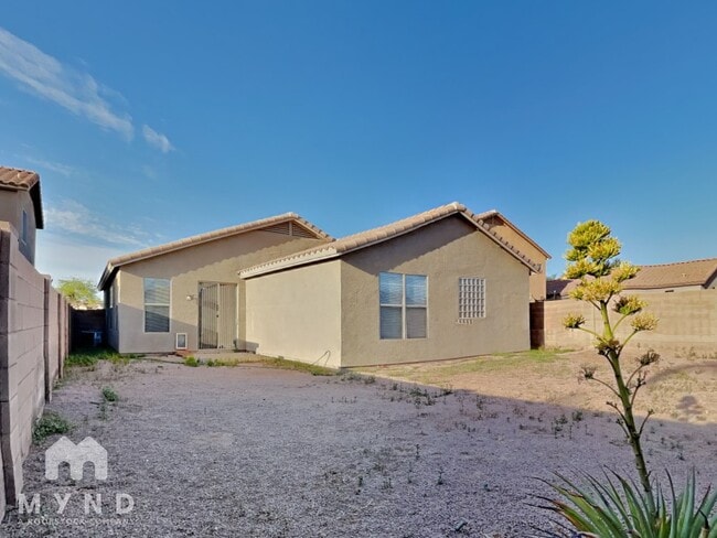 Building Photo - 2204 W San Tan Hills Dr