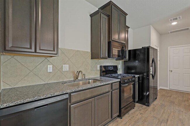 Building Photo - 13504 Axel Ln