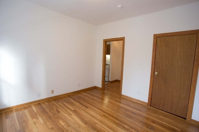 Floorplan - 1018 E. 54th Street
