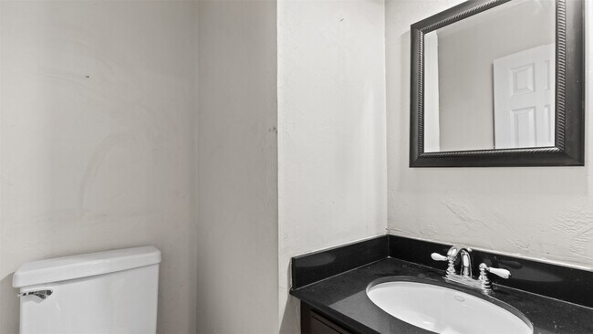 Building Photo - 16539 Battlecreek Dr