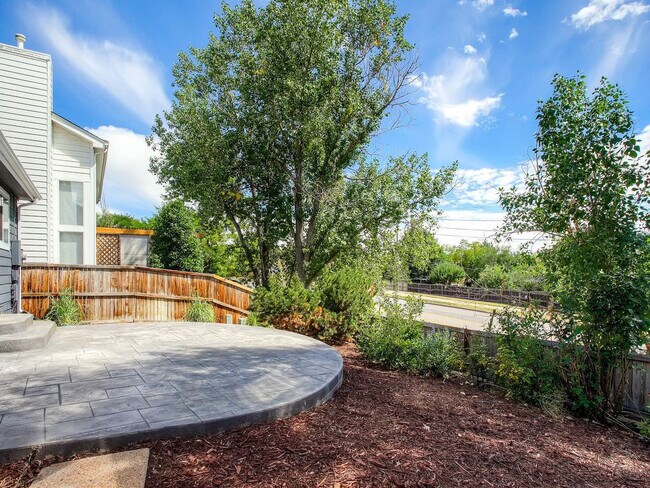 Building Photo - Gorgeous 4 Bed/3.5 Bath Home for Rent!