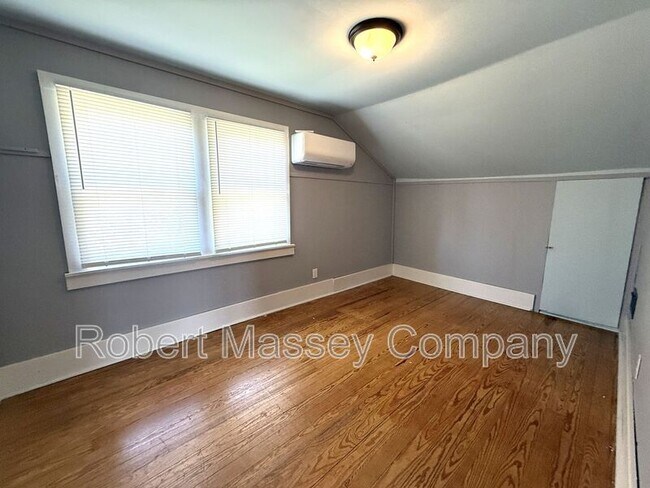 Building Photo - 3101 Teal Ave