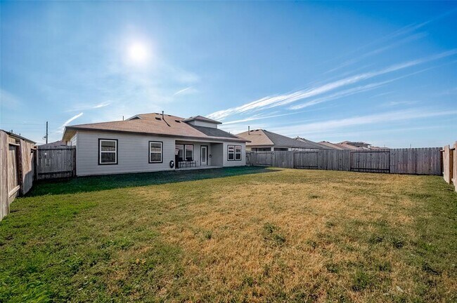 Building Photo - 6911 Amber Clf Ln