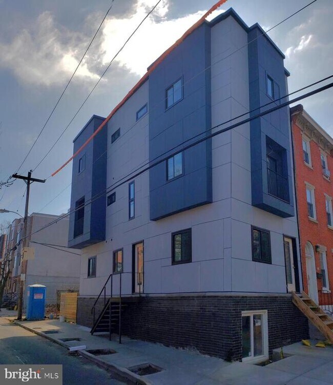 Building Photo - 519 N 38th St