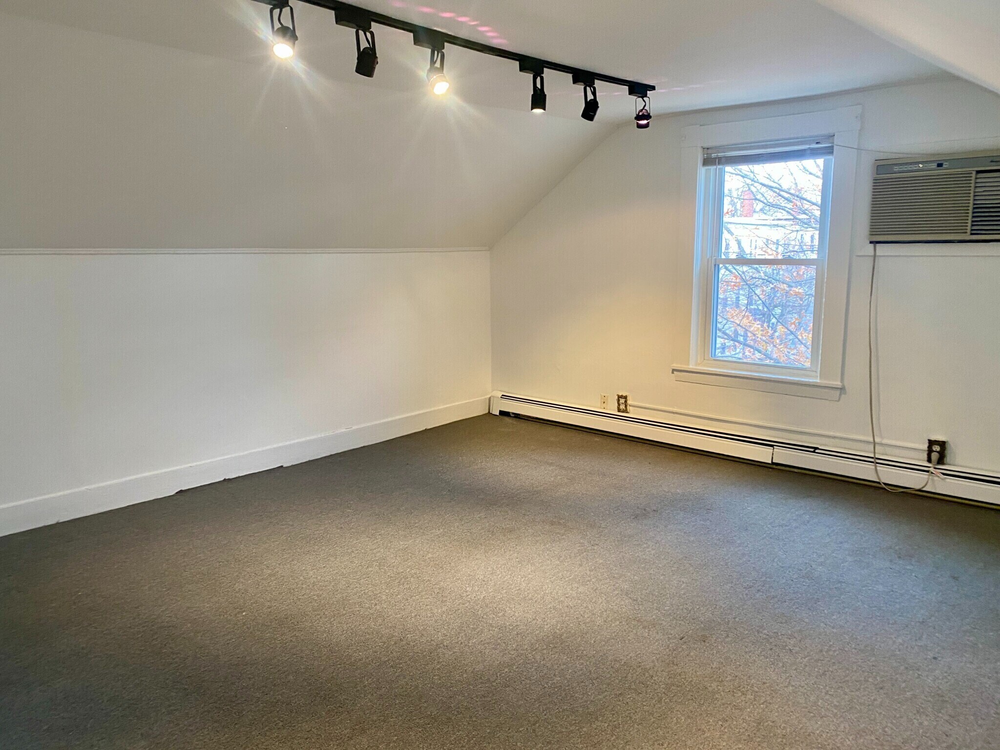 Building Photo - 18 Tremont St