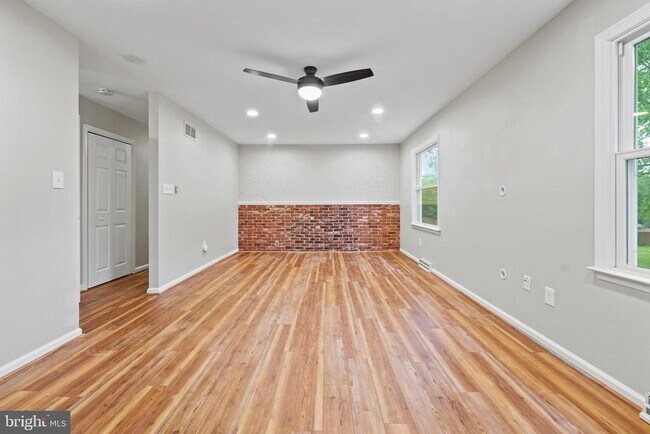 Building Photo - 19822 Smith Cir