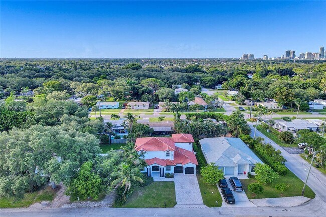 Building Photo - 1207 SW 21st St