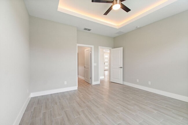 Building Photo - 2400 Rock Ct