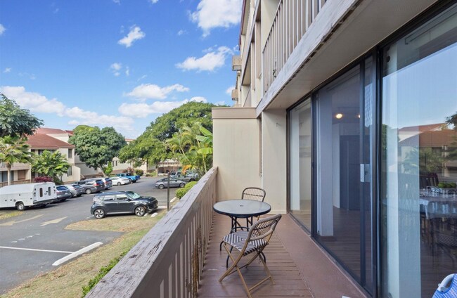 Building Photo - Makaha Valley Plantation - Two Bedroom