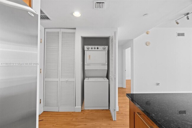 Building Photo - 4100 Salzedo St