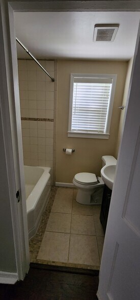 Bathroom - 415 Willow Ln