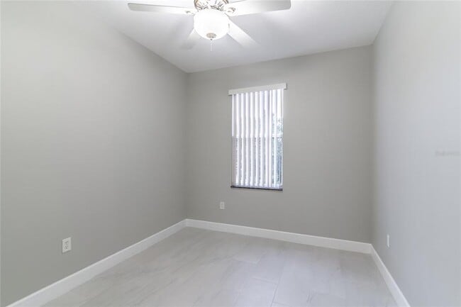 Building Photo - 2045 Grand Oak Dr