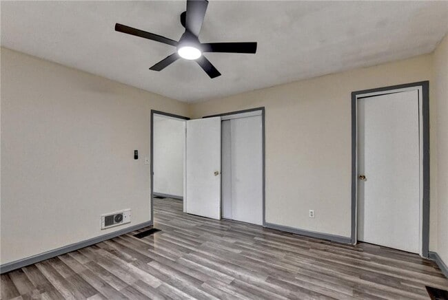 Building Photo - 103 Dogwood Ln