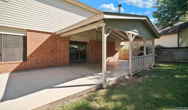 Building Photo - 16627 Crystal Glade