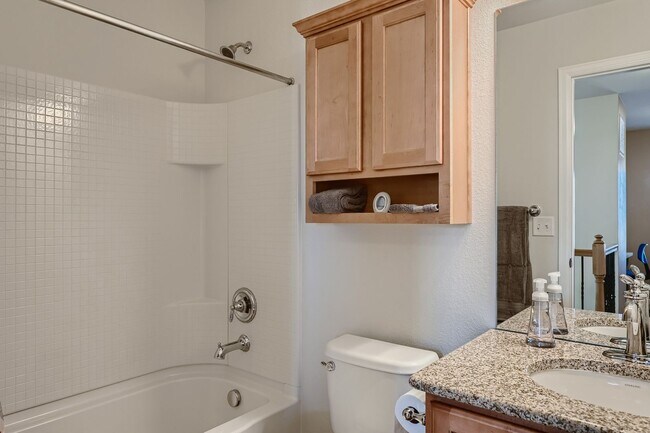 Building Photo - Furnished 4 Bedroom in Anthem Highlands
