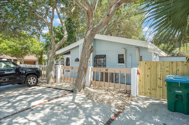 Building Photo - 408 Harrison Ave