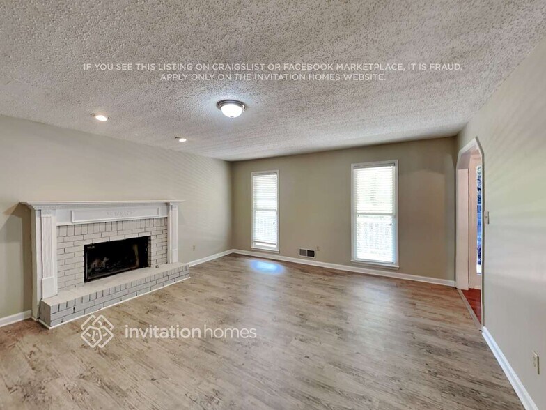 Building Photo - 203 Dene Dr