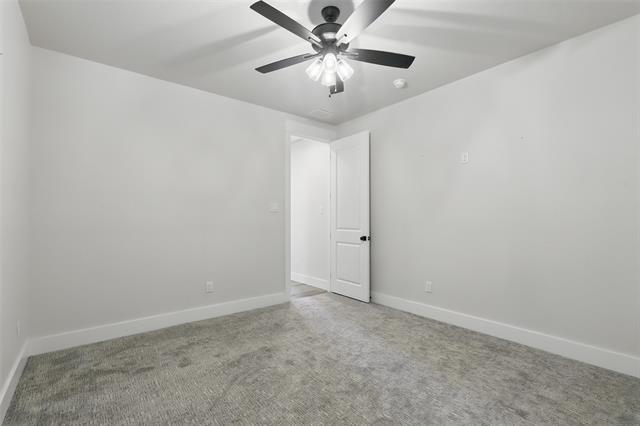 Building Photo - 1000 Hennesay Pk