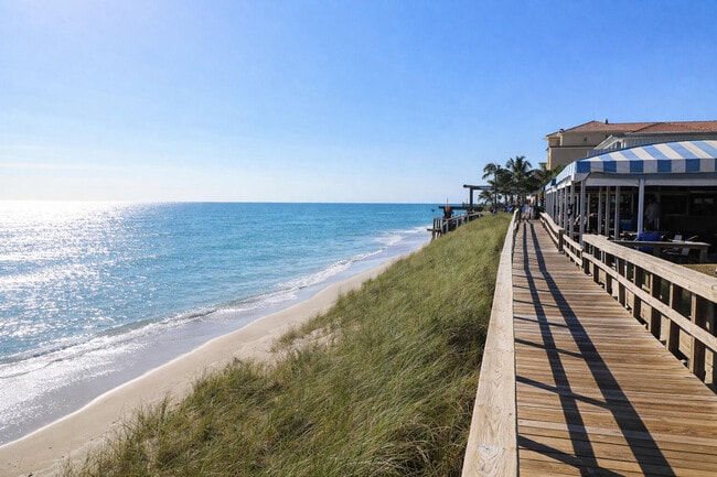 Building Photo - 141 Waterside Dr