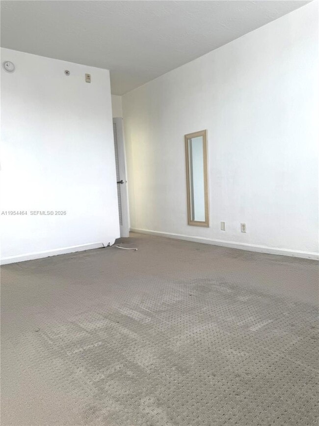 Building Photo - 3000 S Ocean Dr