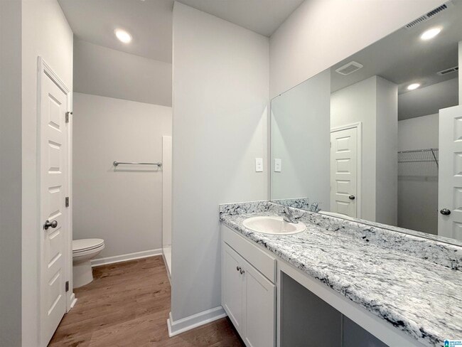 Building Photo - 155 CHALLENGER Way