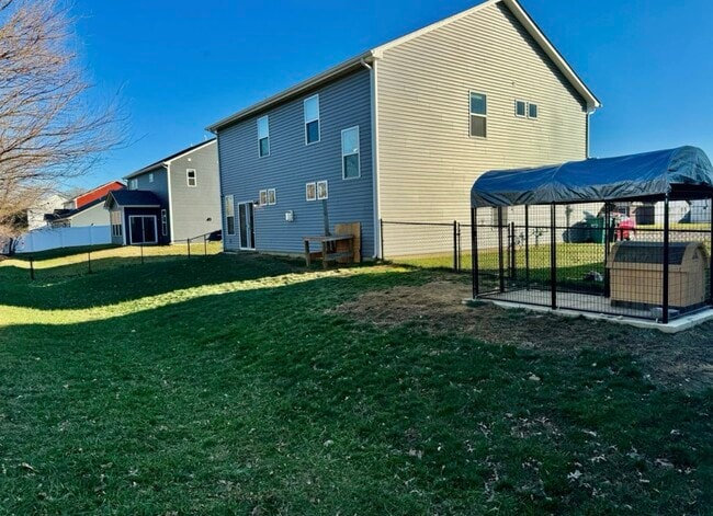 Building Photo - 13238 Landing Cir