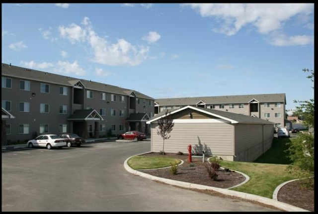 Building Photo - Rosewood Apartments