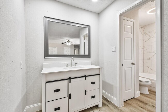 Building Photo - 23203 Pennsgrove Rd