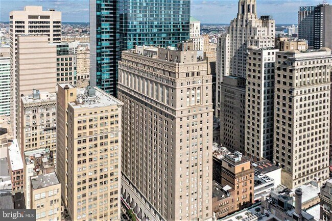 Building Photo - 111 S 15th St