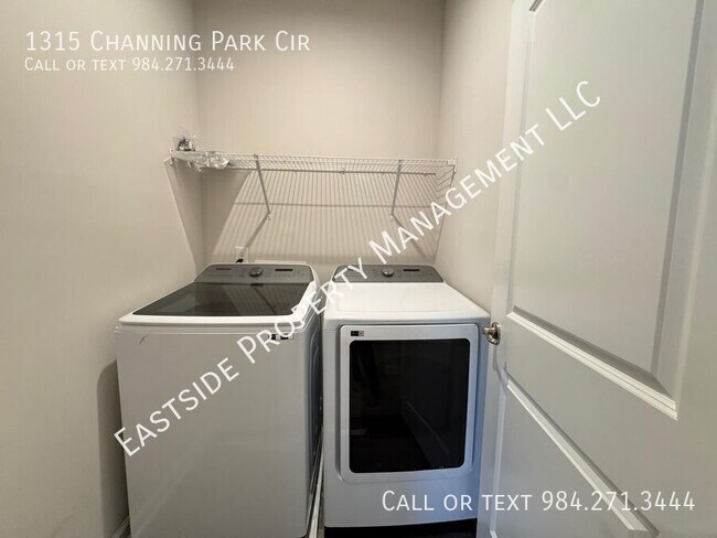 Building Photo - 1315 Channing Park Cir