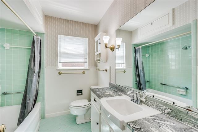 Building Photo - 3580 Ainsworth Dr