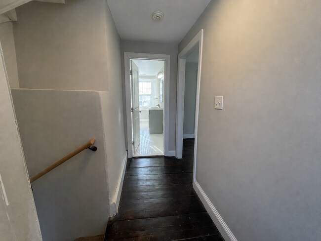 Building Photo - 722 Faust Rd