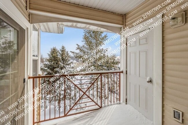 Building Photo - 1307 SE University Ave