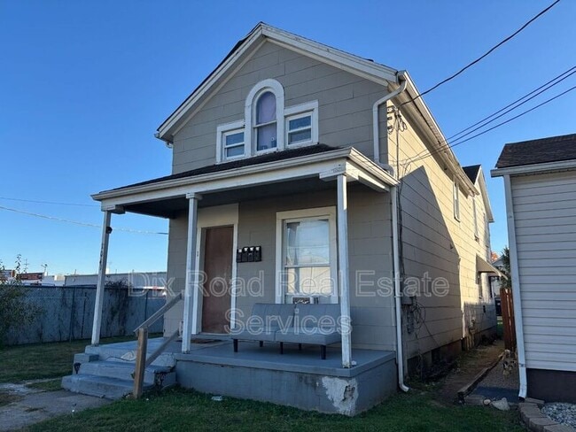 Building Photo - 1041 Fairview Ave