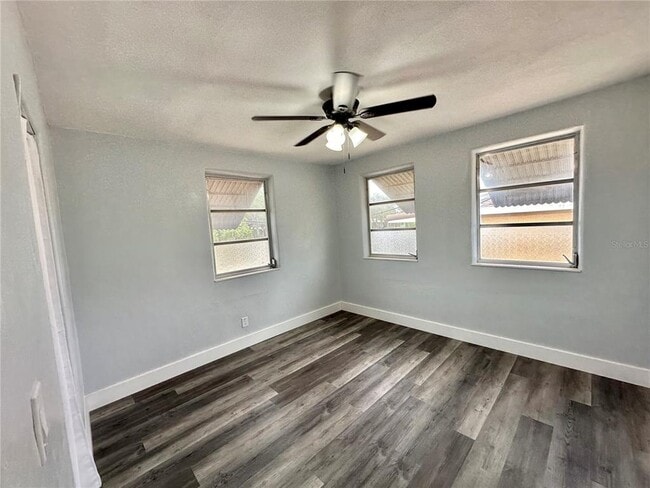 Building Photo - 1514 Hitakee Ave