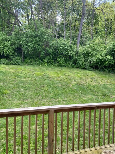 Deck - 303 Landon Way