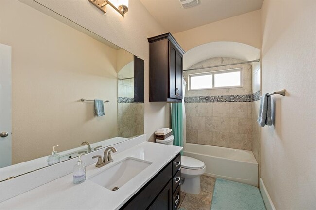 Building Photo - 701 San Marco Trl