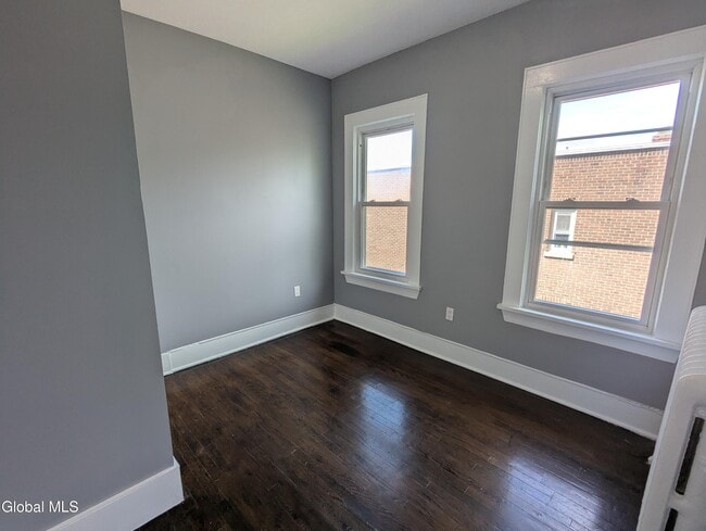 Building Photo - 69 Winthrop Ave